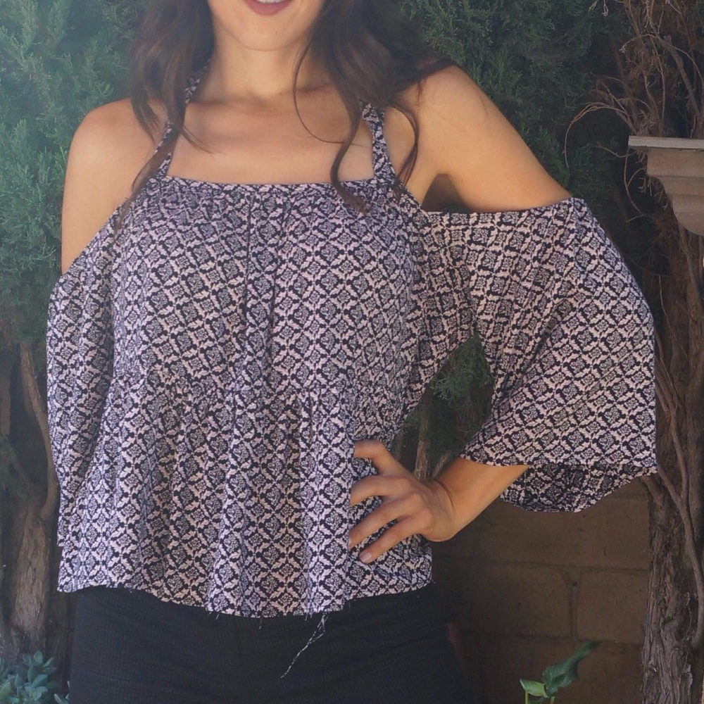 Paper Crane Multicolor Off the Shoulder Top Loose Fit Adjustable Size S